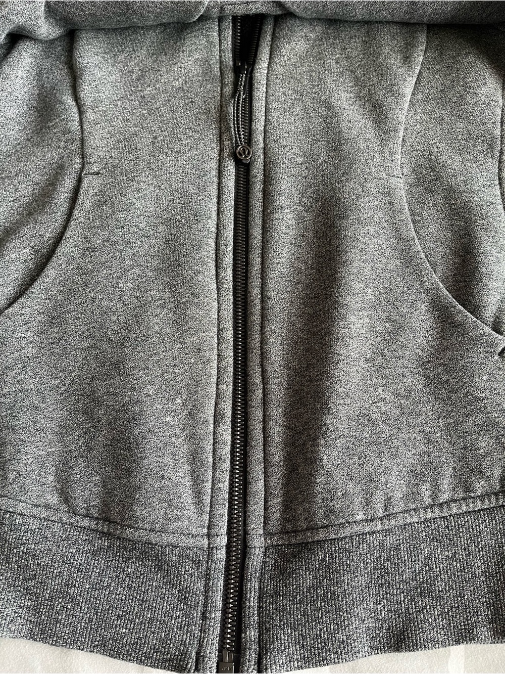 Lulu's Gray Heather Full-Zip Hoodie